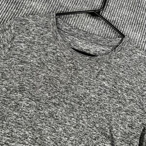 Athleta Shirt Womens Large Grey Heathered Long Sleeve Casual Active Yoga Gym